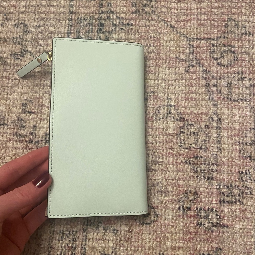 Kate Spade Wallet - Picture 5 of 10